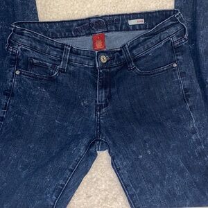 Arizona Jeans Jeggings size 5 Dark blue denim. Lightly distressed. Stretchy